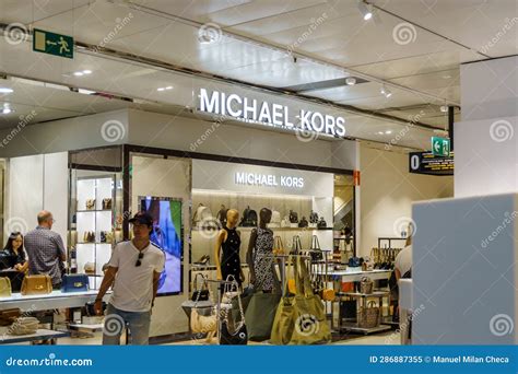 where does michael kors come from|where was michael kors founded.